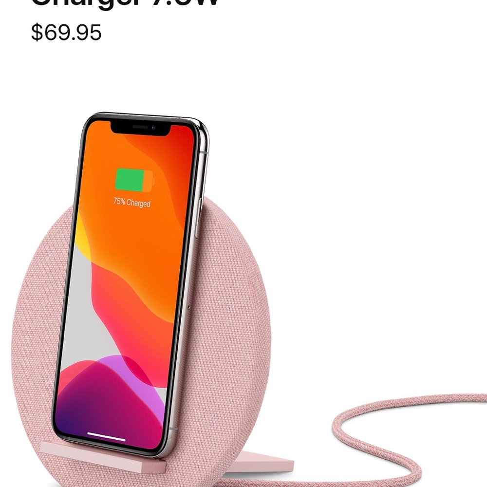 Native Union phone charging dock .